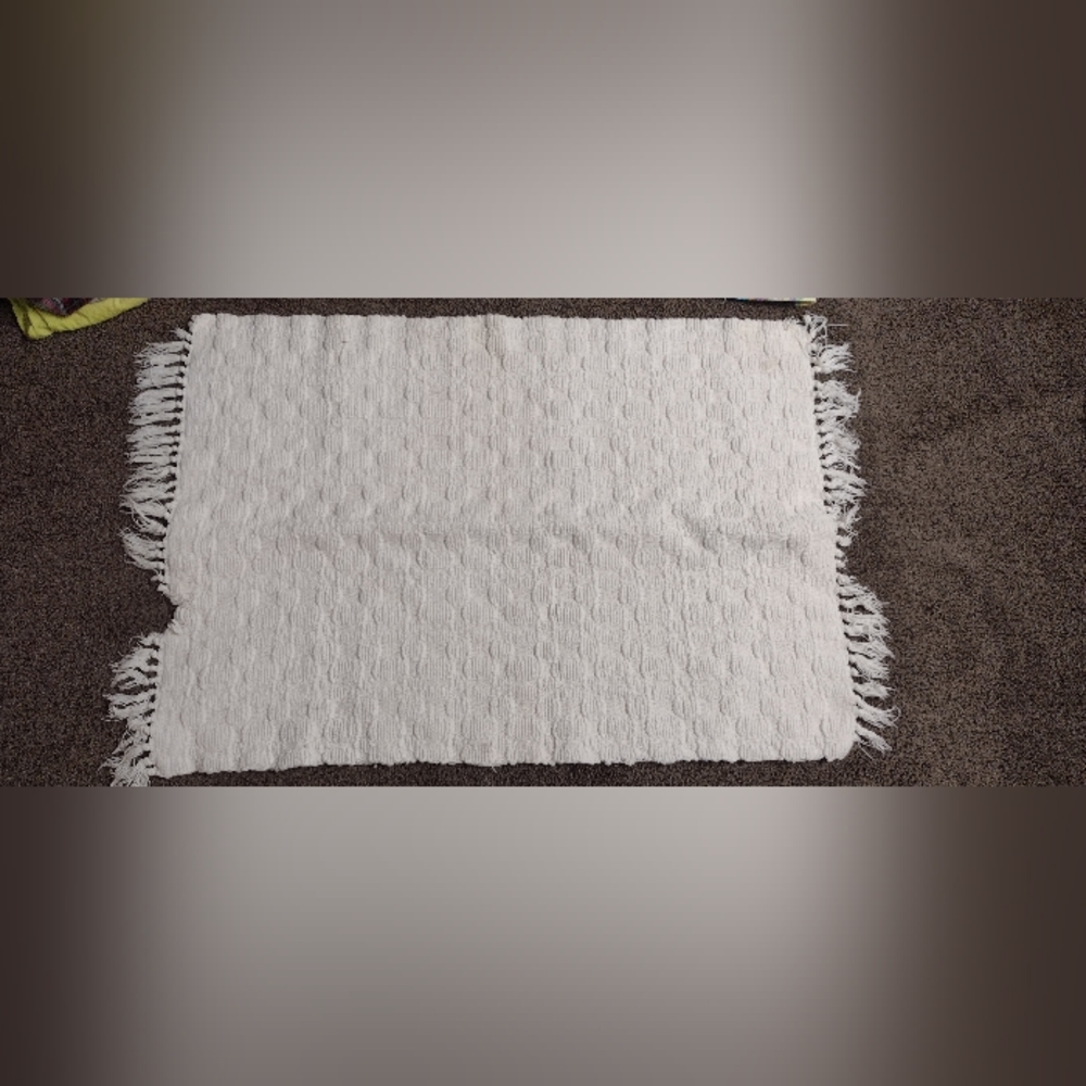 Rug - Picture 2 of 6